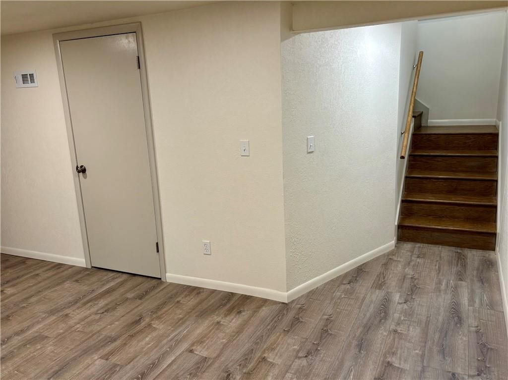 7236 Newton Drive — photo 17