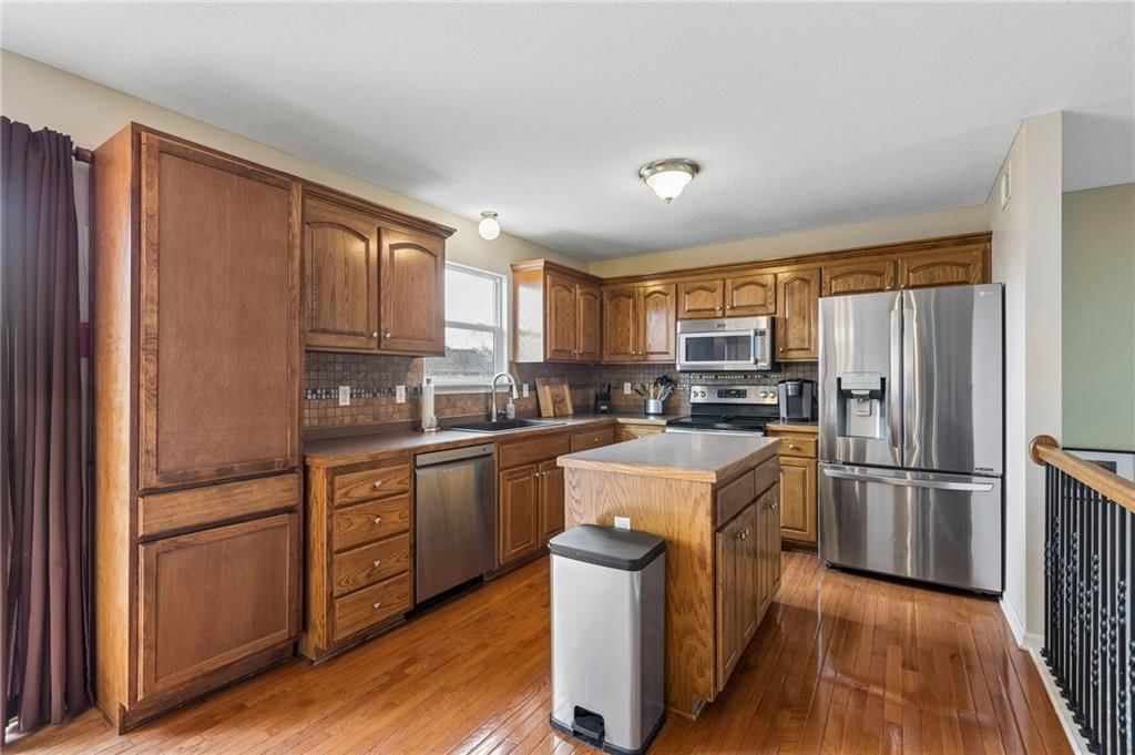 543 E Cheyenne Street — photo 7