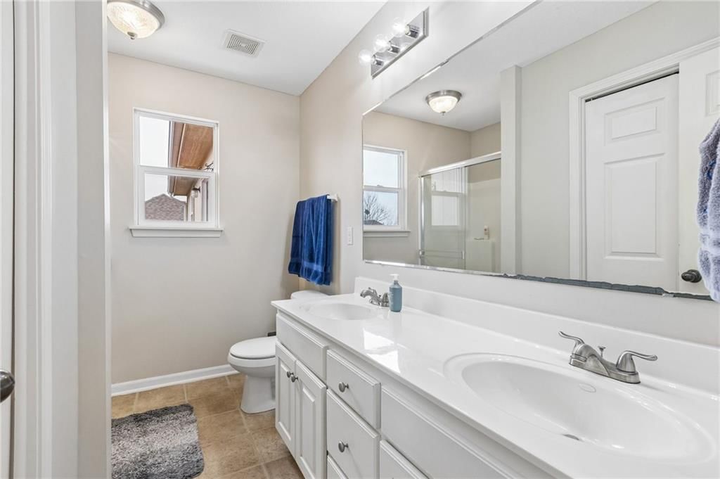 543 E Cheyenne Street — photo 15
