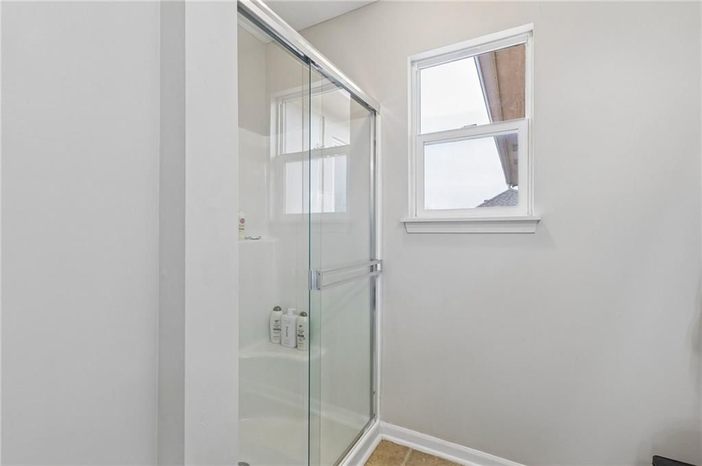 543 E Cheyenne Street — photo 16