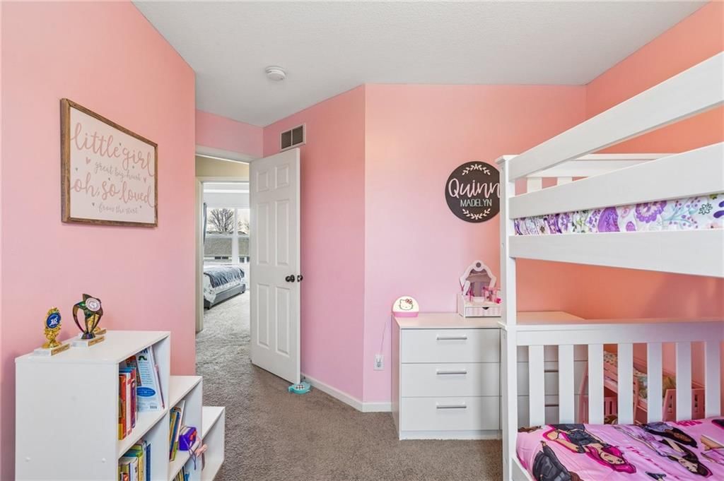 543 E Cheyenne Street — photo 20