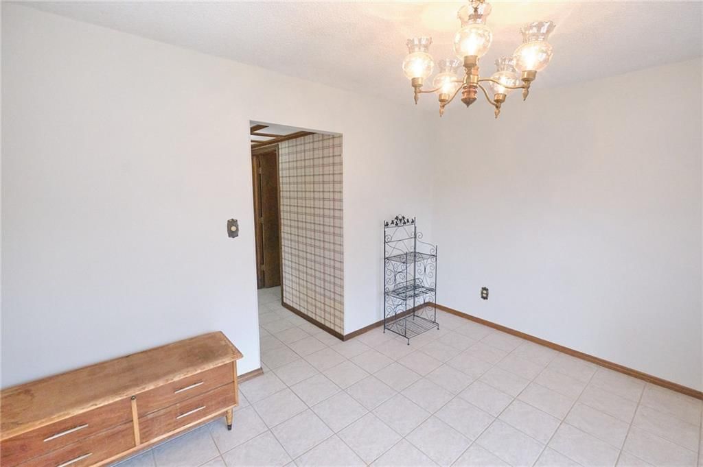 2614 S Stilwell Street — photo 14