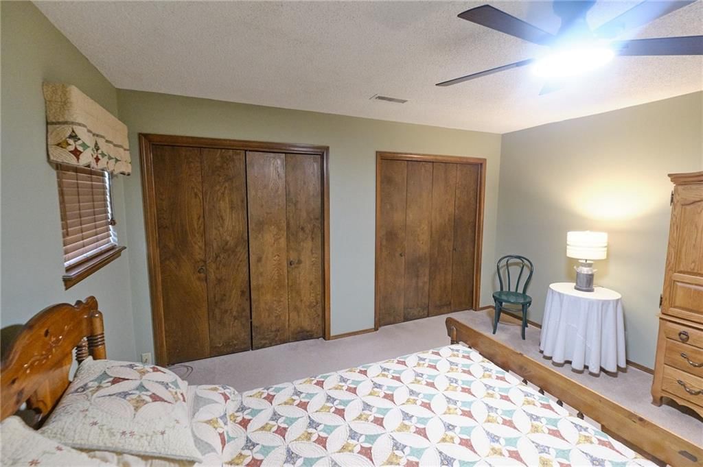 2614 S Stilwell Street — photo 32