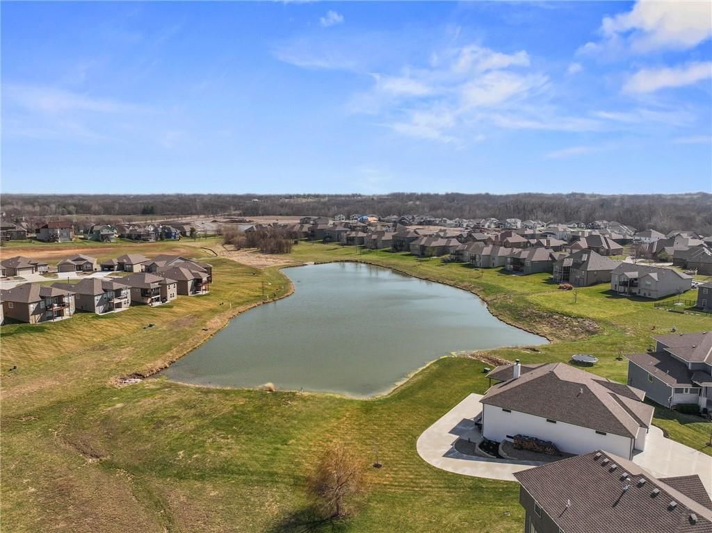 2120 Foxtail Drive — photo 33