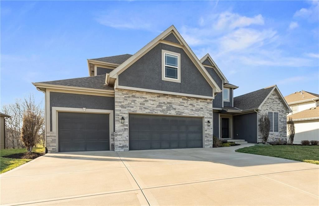 2120 Foxtail Drive — photo 37