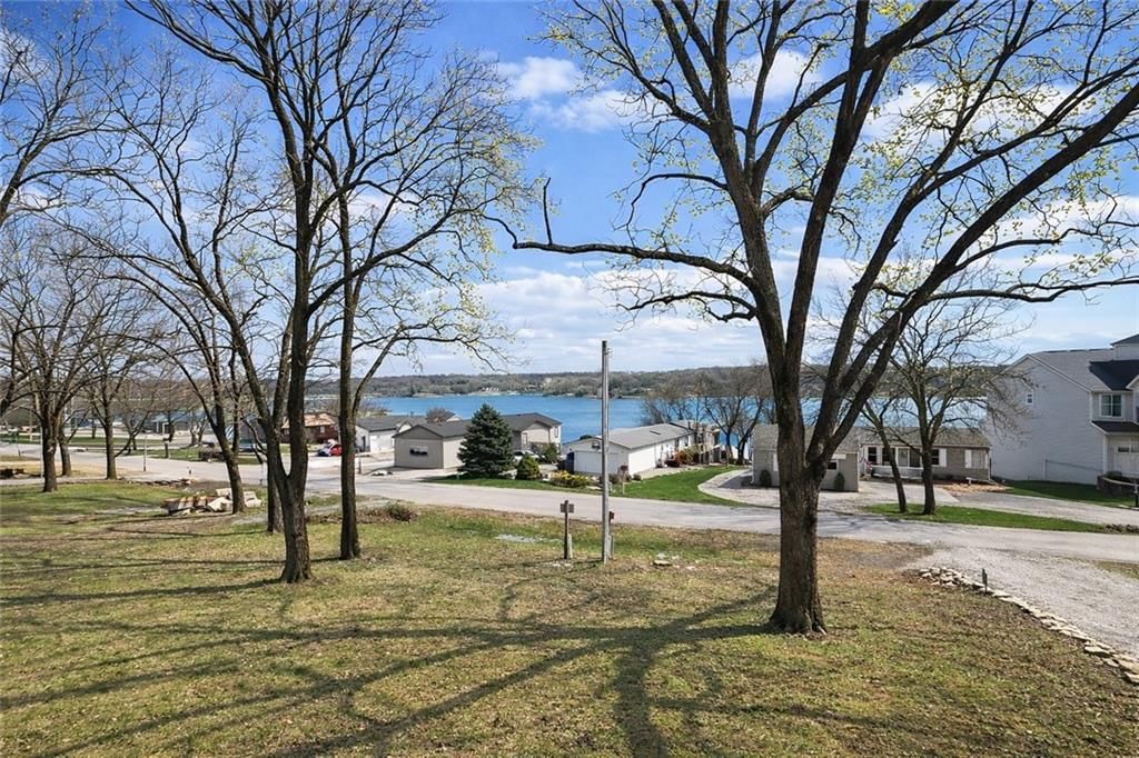 69 Lakeview Lane — photo 3