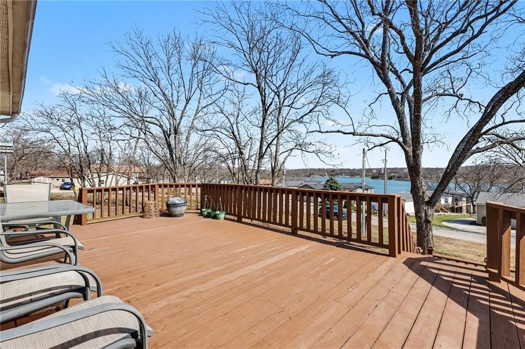 69 Lakeview Lane — photo 4