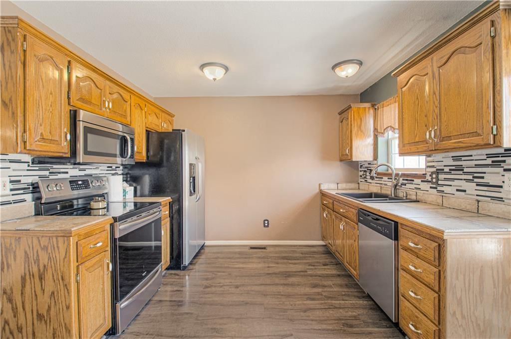 5732 NE Barnes Avenue — photo 10