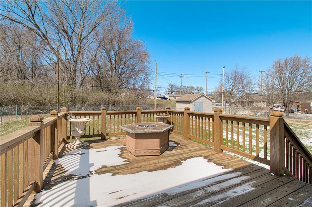 5732 NE Barnes Avenue — photo 26