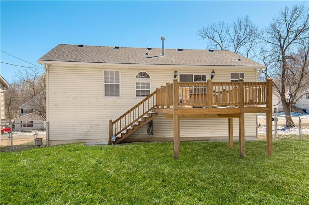 5732 NE Barnes Avenue — photo 29
