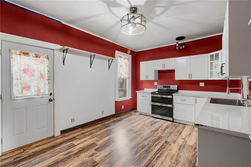 608 W Maple Street — photo 11
