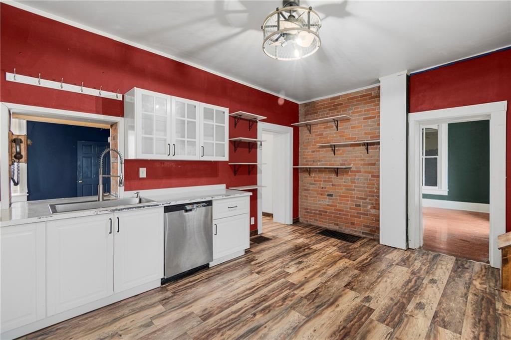 608 W Maple Street — photo 12