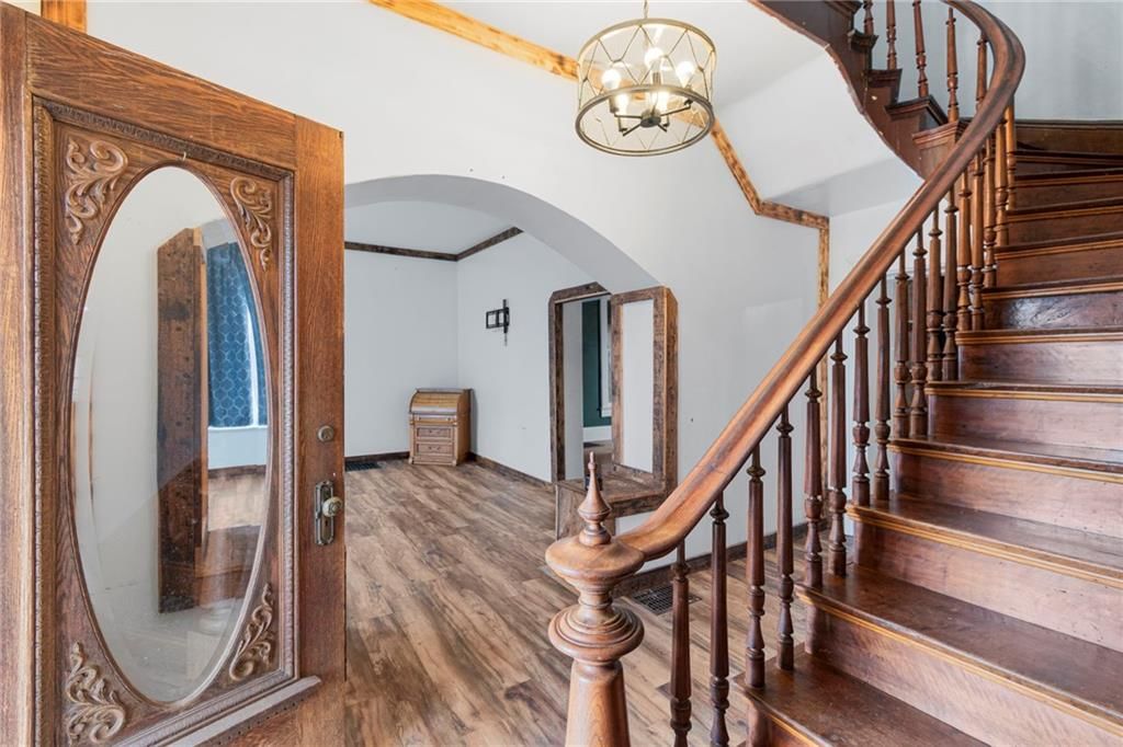 608 W Maple Street — photo 15