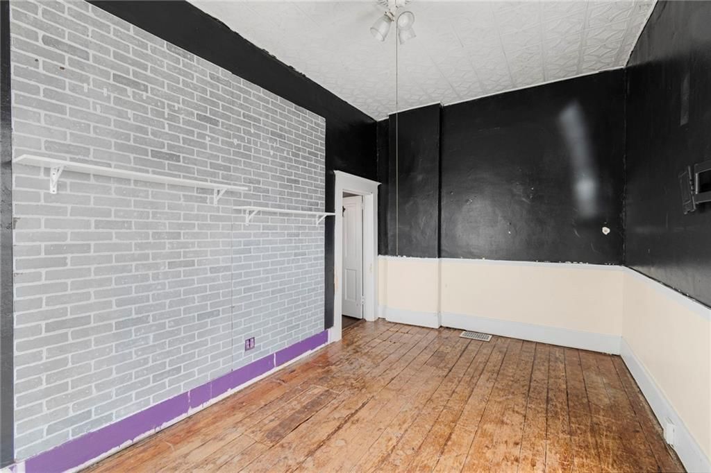 608 W Maple Street — photo 24