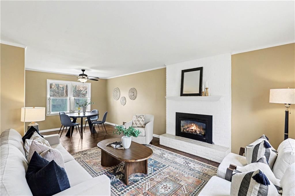 8927 Foster Lane — photo 9