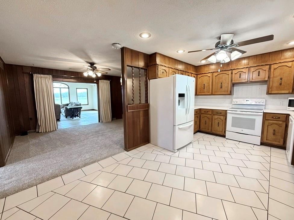 2250 S 363 Road — photo 16
