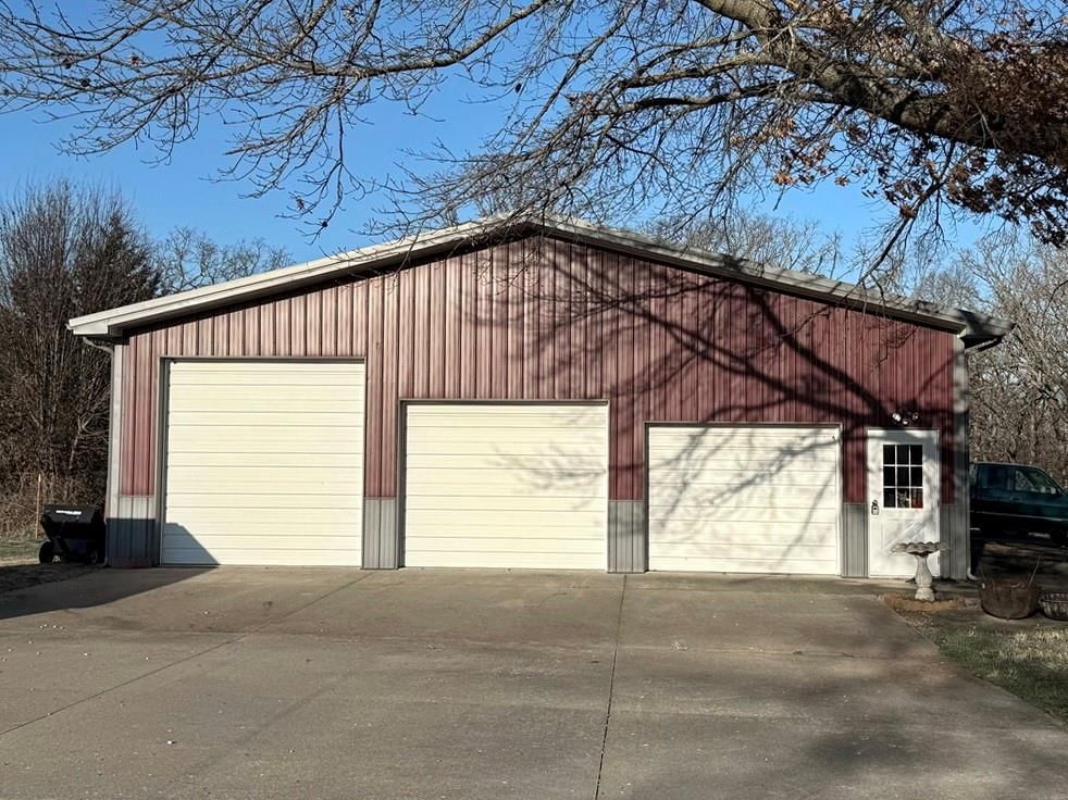 2250 S 363 Road — photo 41