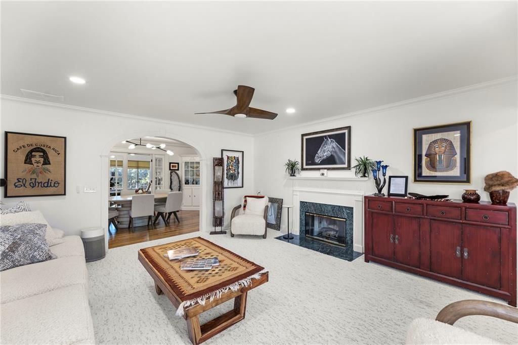 1018 Meadowbrook Road E — photo 4