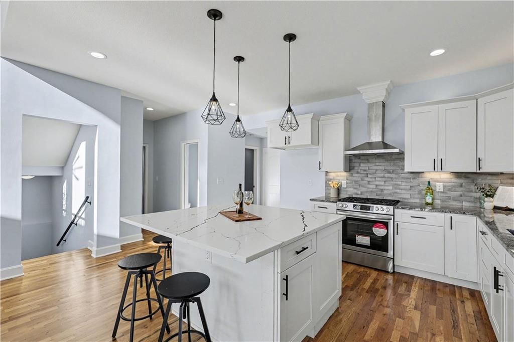85 Lake Shore Drive — photo 11