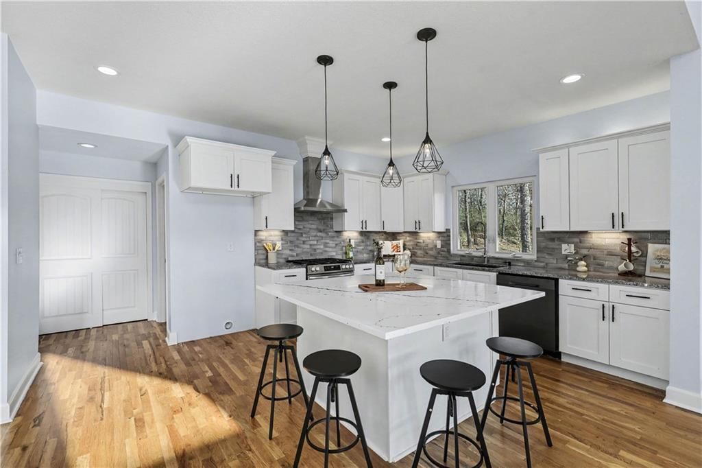 85 Lake Shore Drive — photo 12