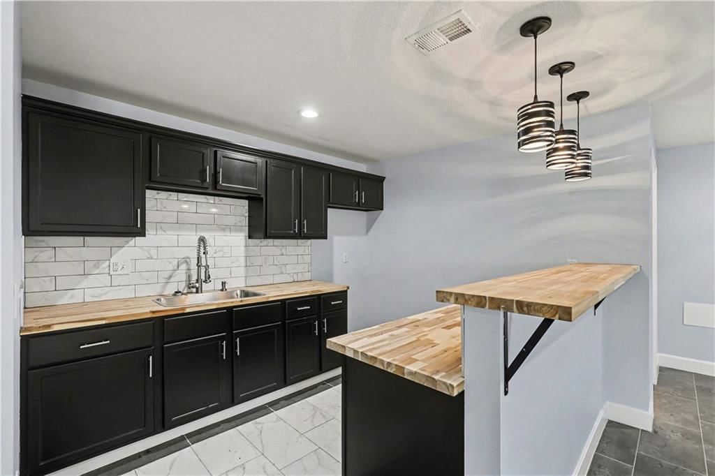 85 Lake Shore Drive — photo 29