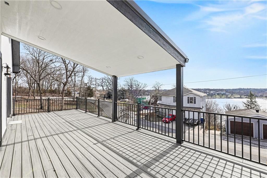 85 Lake Shore Drive — photo 33