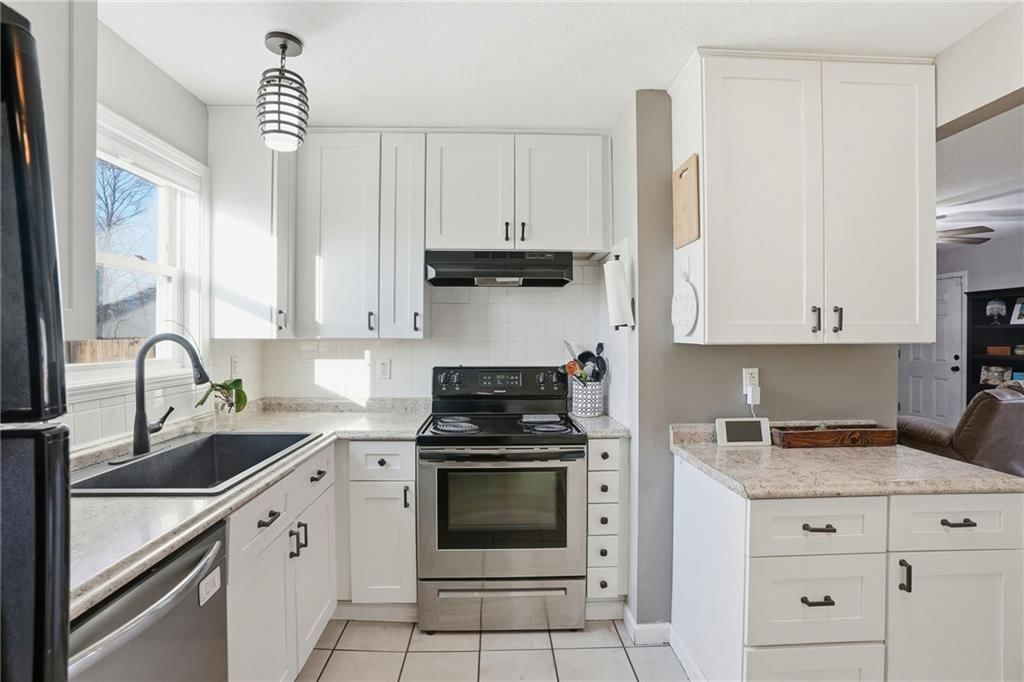 2705 W 76th Street — photo 11