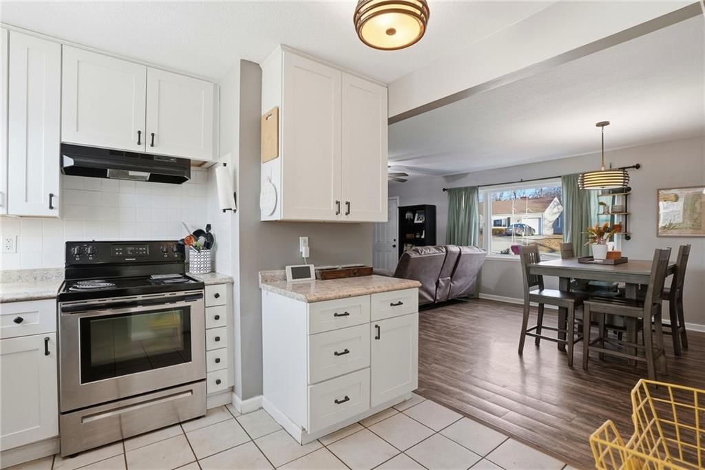 2705 W 76th Street — photo 12