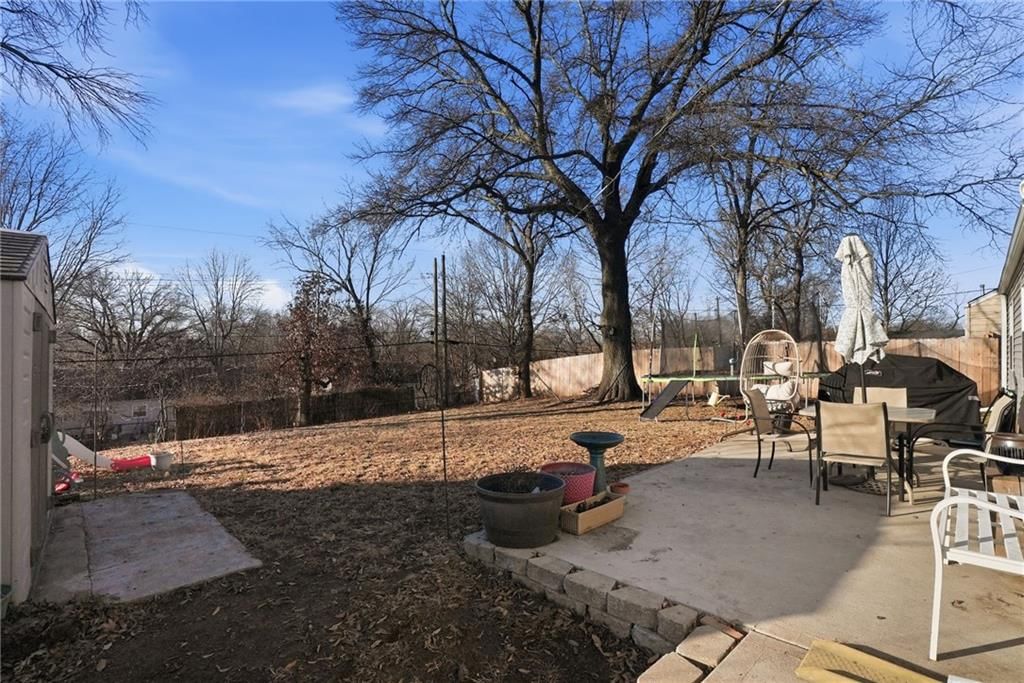 2705 W 76th Street — photo 32