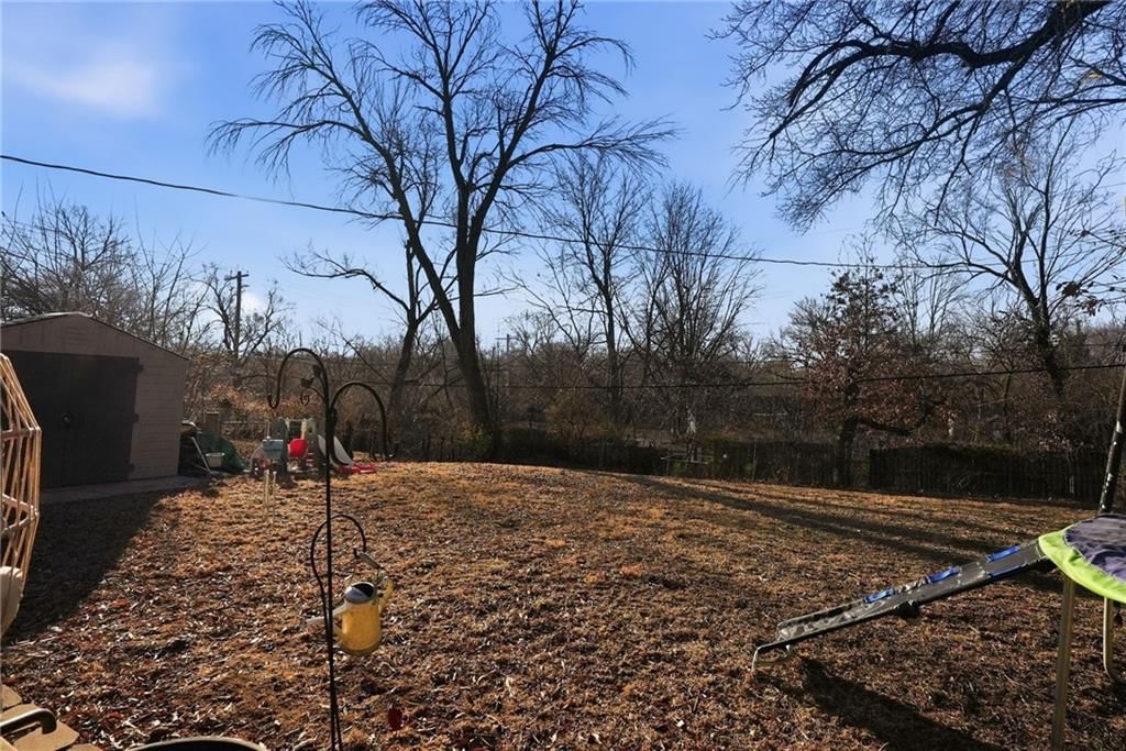 2705 W 76th Street — photo 33