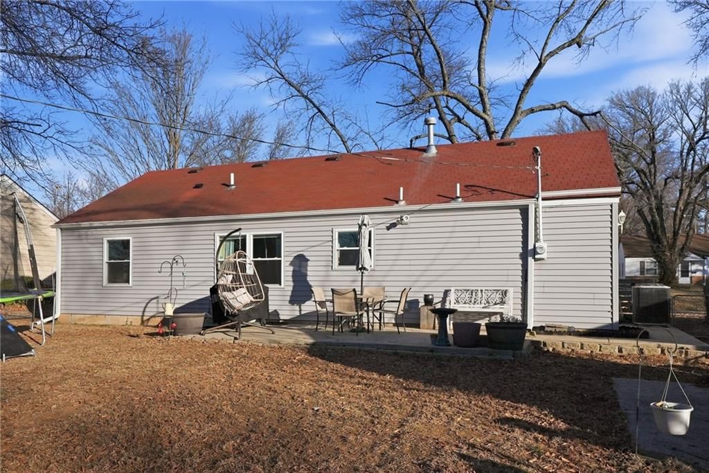 2705 W 76th Street — photo 35