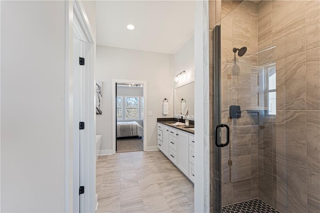 10510 N Liberty Street — photo 28