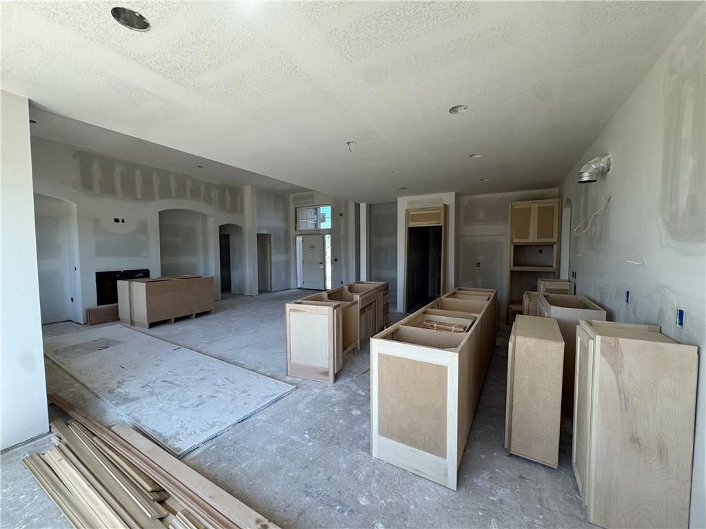 10510 N Liberty Street — photo 52