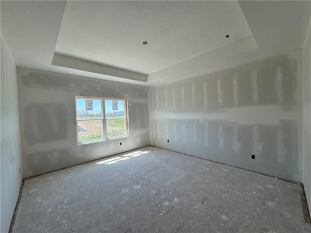 10510 N Liberty Street — photo 53