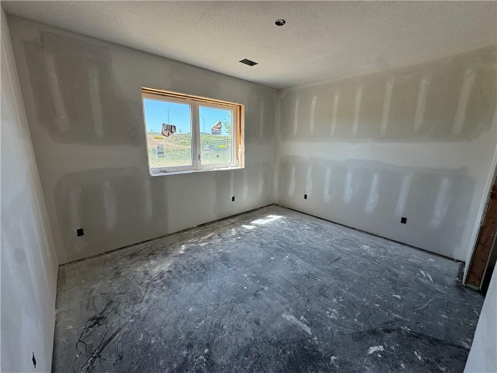10510 N Liberty Street — photo 62