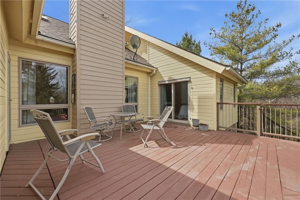 7815 N Adrian Avenue — photo 30