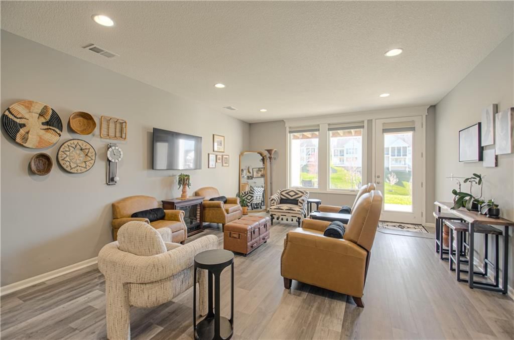 6194 LIME STONE Court — photo 23