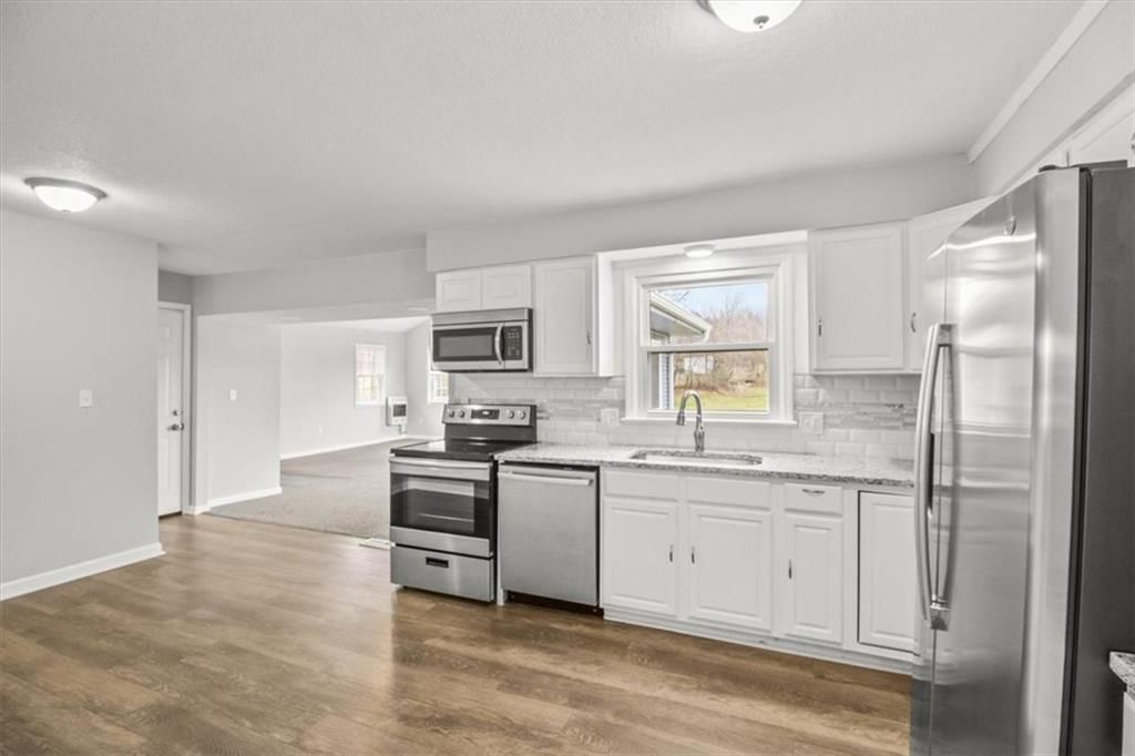 24307 S Rockhaven Road — photo 10
