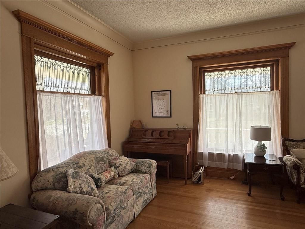215 S 5th Street — photo 14