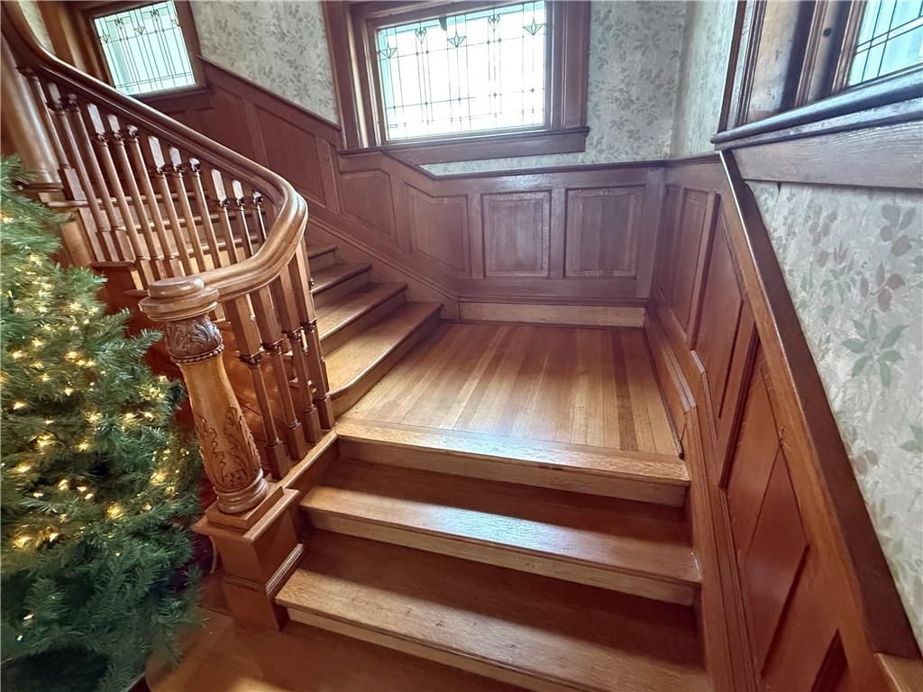 215 S 5th Street — photo 17