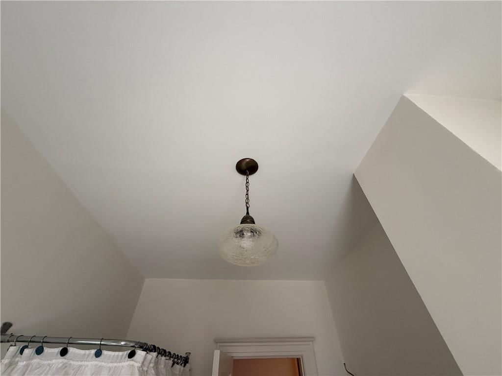 215 S 5th Street — photo 43