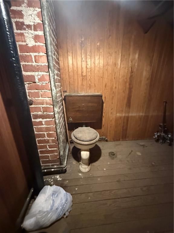 215 S 5th Street — photo 48