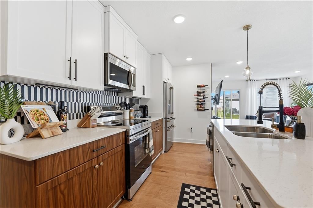 8809 SW 9th Terrace — photo 5