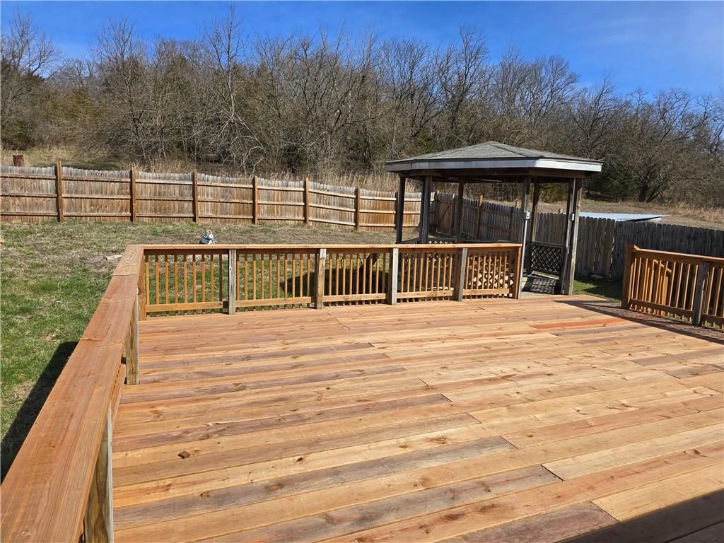 14746 Metro Avenue — photo 21