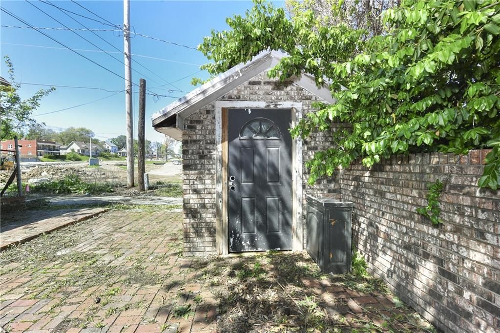 944 Sandusky Avenue — photo 22