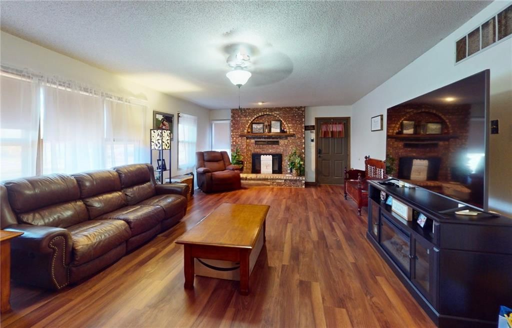 511 S Clay Street — photo 3