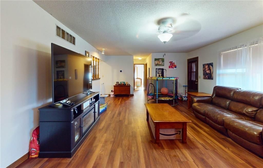 511 S Clay Street — photo 4