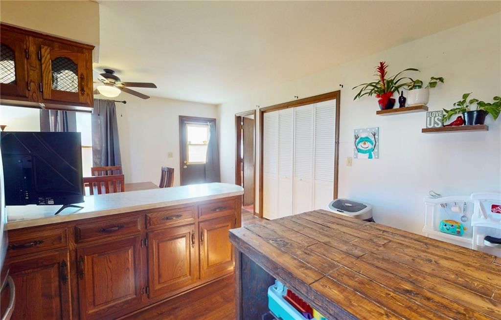 511 S Clay Street — photo 8