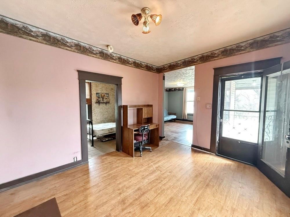 104 N Park Street — photo 10