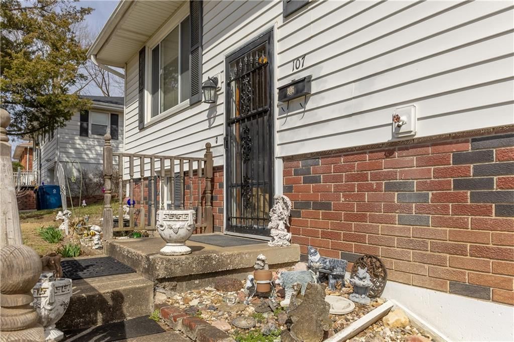 107 Collette Street — photo 24